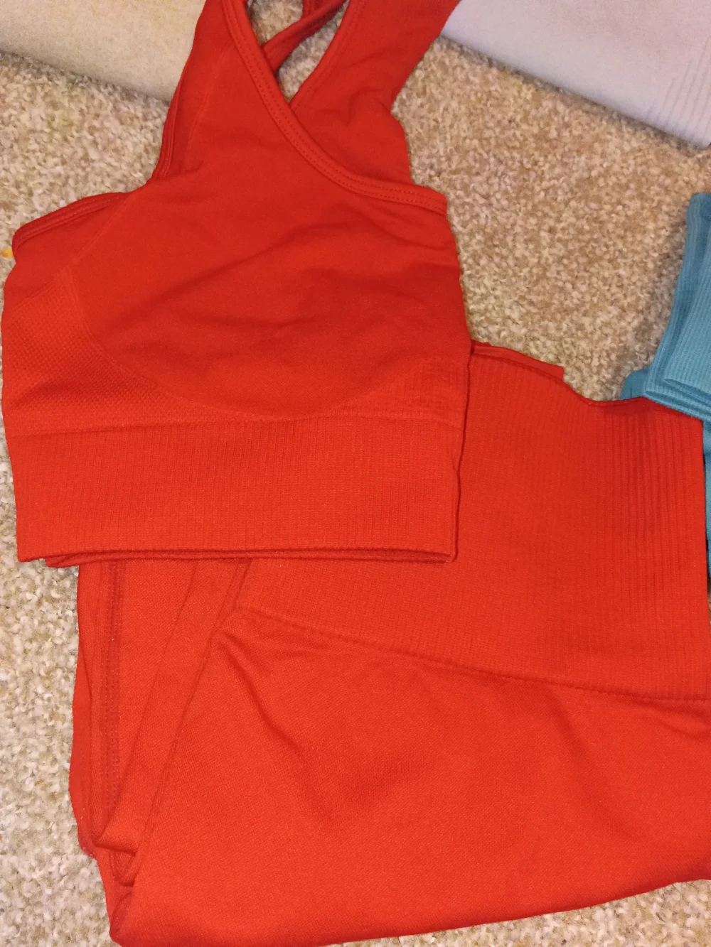 Women's Active Set - Bright Red Seamless Top & Bottom